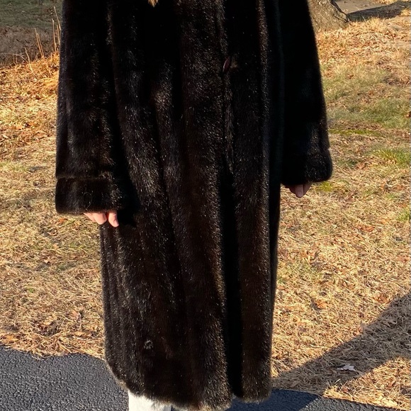 Vintage D’Esprit faux fur coat - Picture 9 of 10